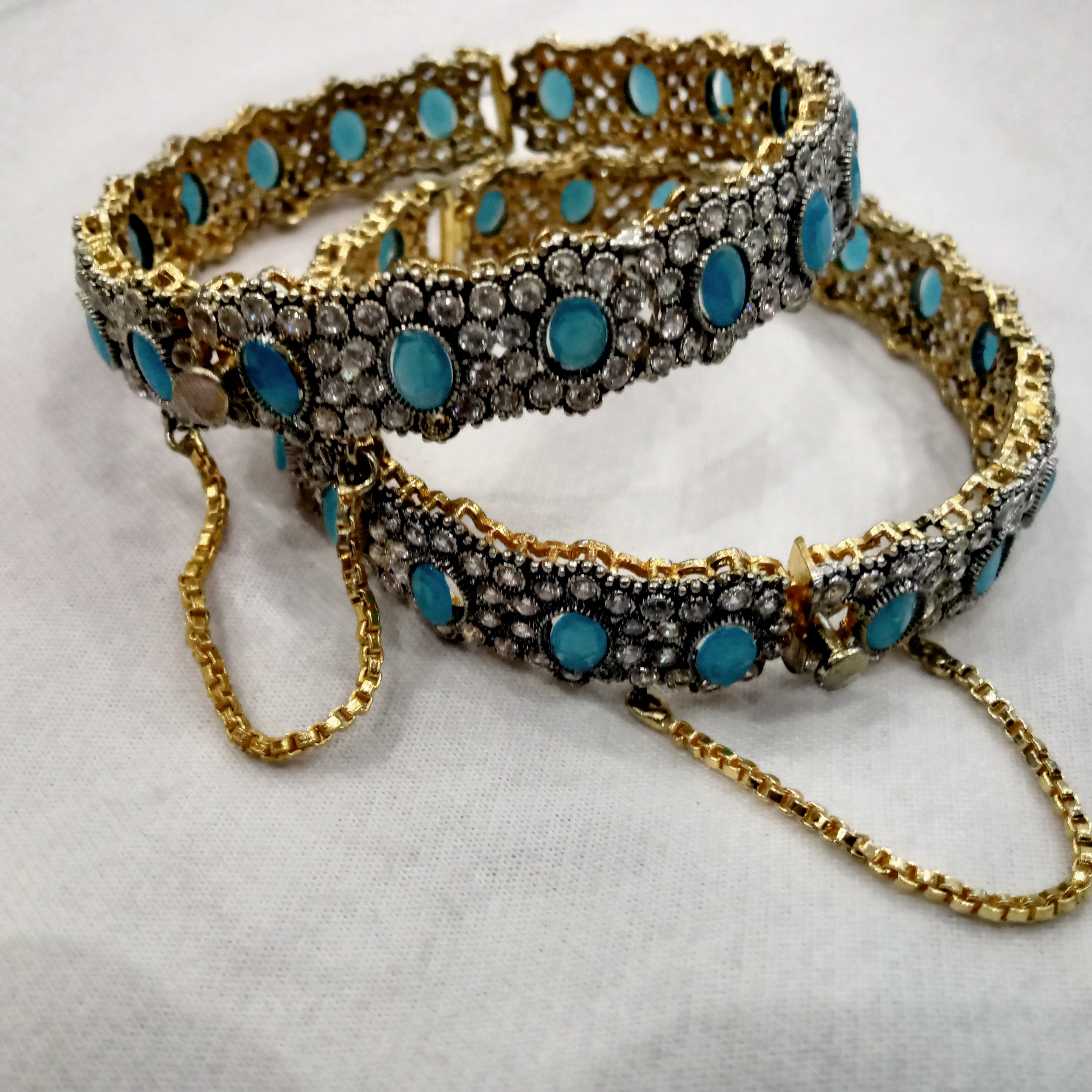 Antique Gold Finish Turquoise Stone Kada Bangles